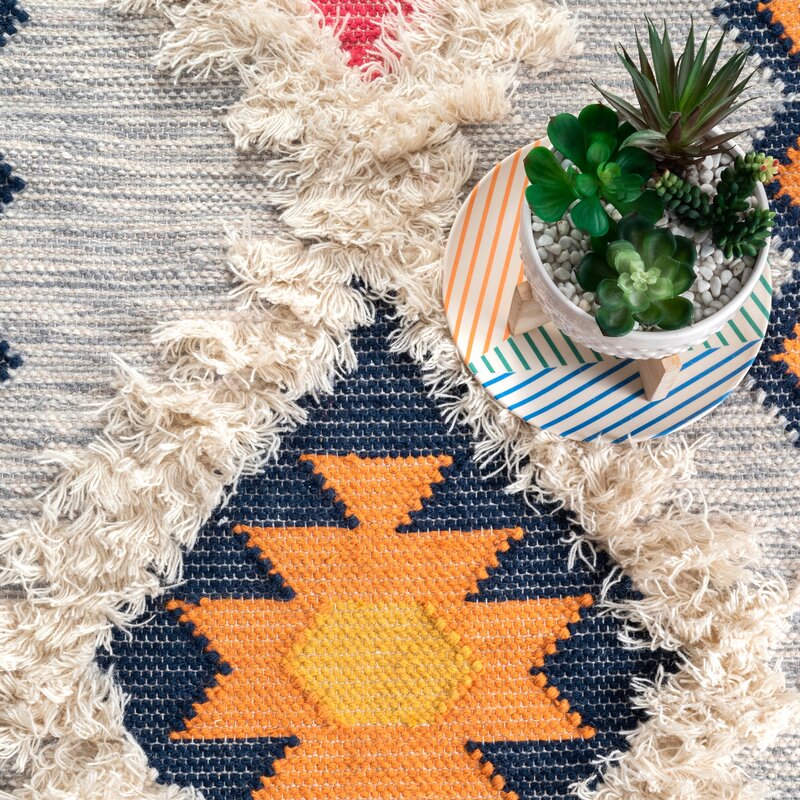 Hand knotted textured rug